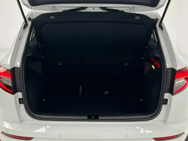 Skoda Karoq — Фото автомобиля 19