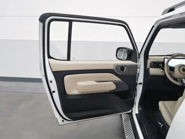 Baojun Yep — Фото автомобиля 8