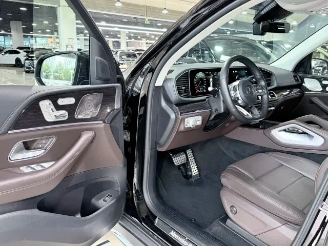 Mercedes-Benz GLS-Class — Фото автомобиля 4