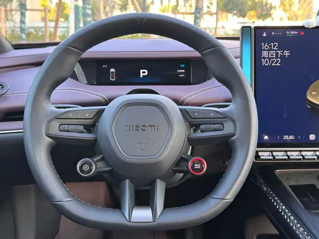 Xiaomi SU7 — Фото автомобиля 12