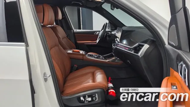 BMW X7 G07 — Фото автомобиля 16