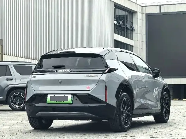 ZEEKR Zeekr X 2023 RWD YOU Edition 4-seater — Фото автомобиля 8