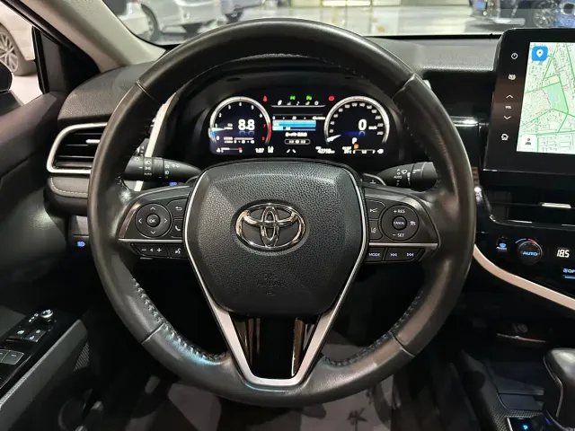 Toyota Camry — Фото автомобиля 9