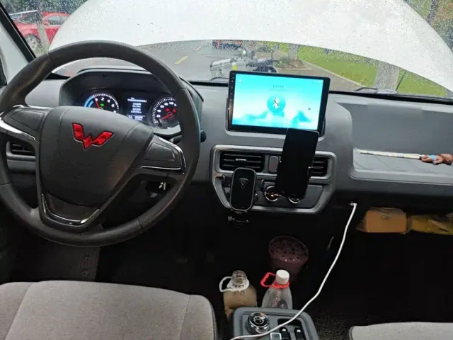 Wuling Yangguang — Фото автомобиля 12