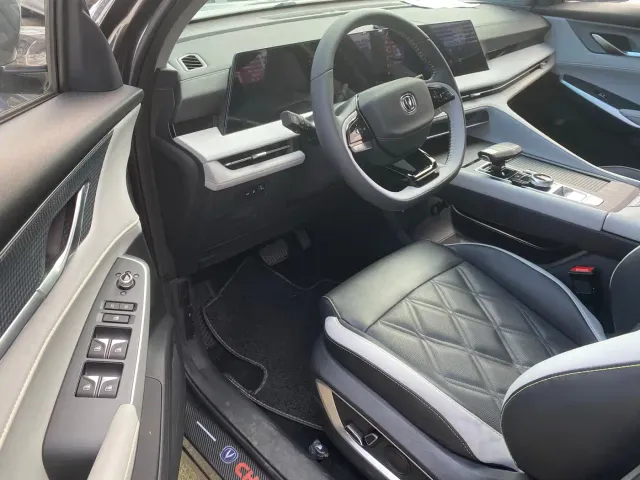 Changan CS75 Plus — Фото автомобиля 4