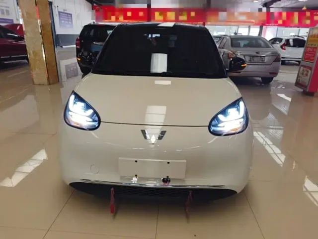 Wuling Bingo — Фото автомобиля 2