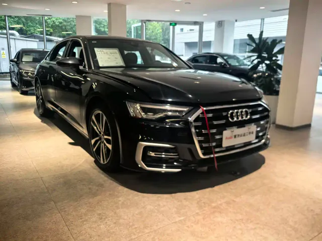 Audi A6L — Фото автомобиля 3