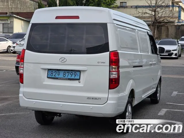 Xin yuan ET Van — Фото автомобиля 5