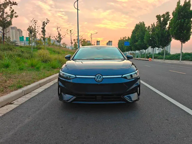 Volkswagen ID.7 Vizzion — Фото автомобиля 2