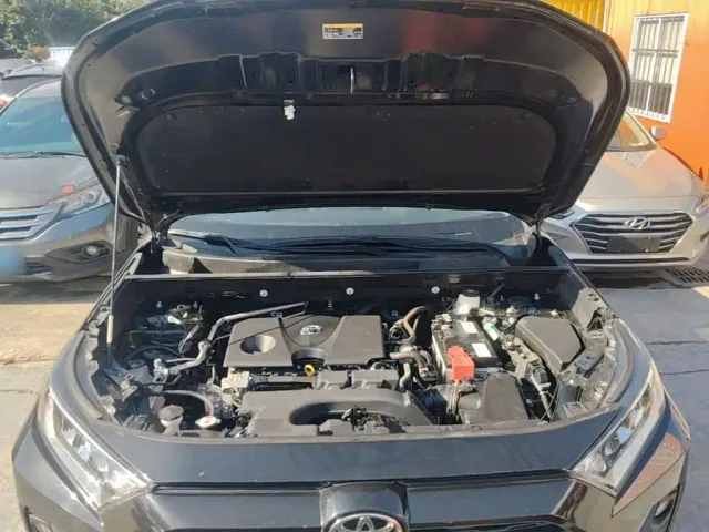 Toyota RAV4 — Фото автомобиля 19
