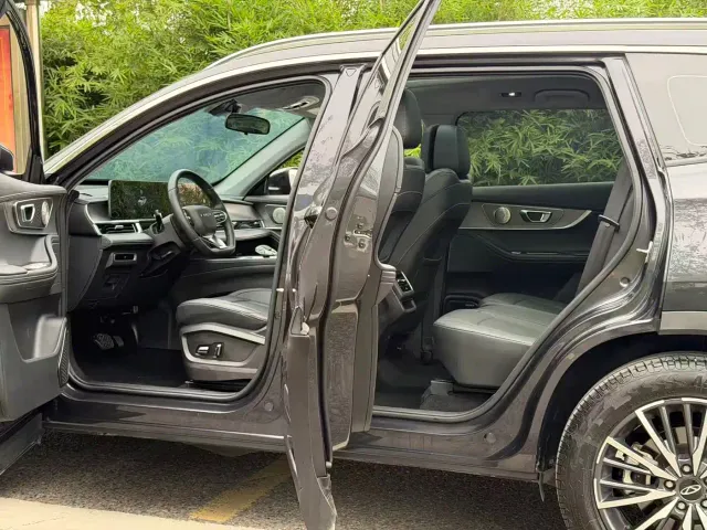 Chery Tiggo 8 PLUS — Фото автомобиля 13