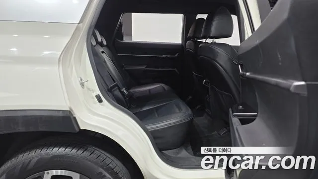 KG_Mobility_Ssangyong Torres Torres Бензин 1.5 2WD — Фото автомобиля 11