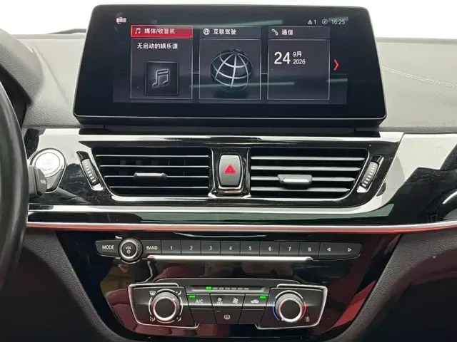 BMW 1 Series — Фото автомобиля 21