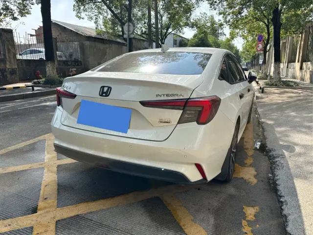Honda Integra — Фото автомобиля 5