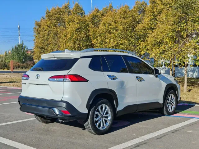 Toyota Frontlander — Фото автомобиля 6