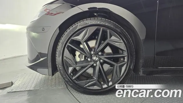 Hyundai Ioniq 6 — Фото автомобиля 5