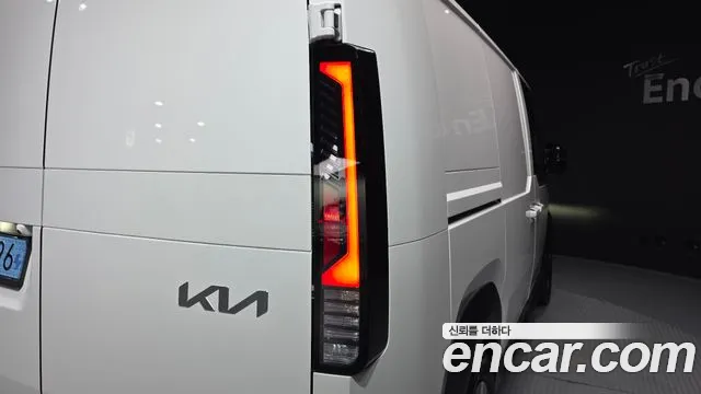 Kia PV5 — Фото автомобиля 8