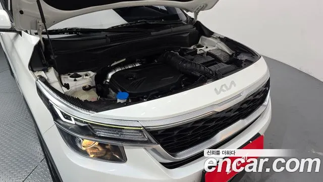 Kia Seltos — Фото автомобиля 6