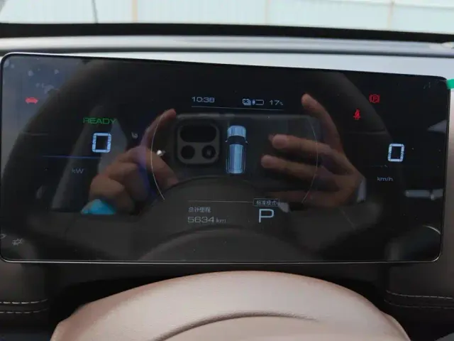 Wuling Starlight 560 — Фото автомобиля 14