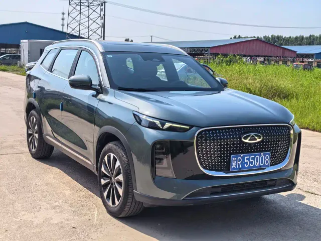 Chery Tiggo 8 PLUS — Фото автомобиля 3