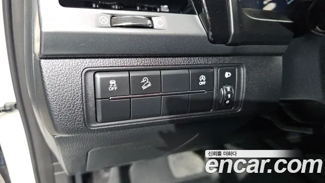 KG_Mobility_Ssangyong Rexton Новый Rexton Sport Дизель 2.2 4WD — Фото автомобиля 29