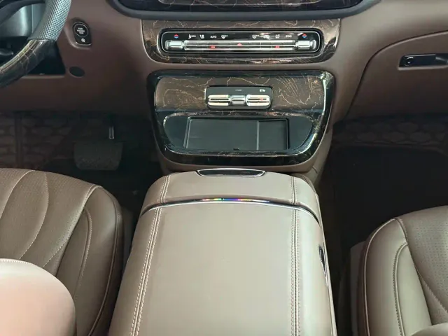 Mercedes-Benz Vito — Фото автомобиля 12