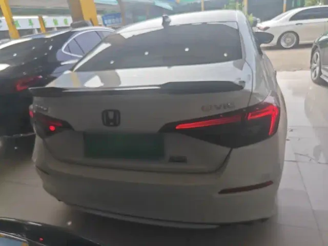 Honda Civic — Фото автомобиля 5