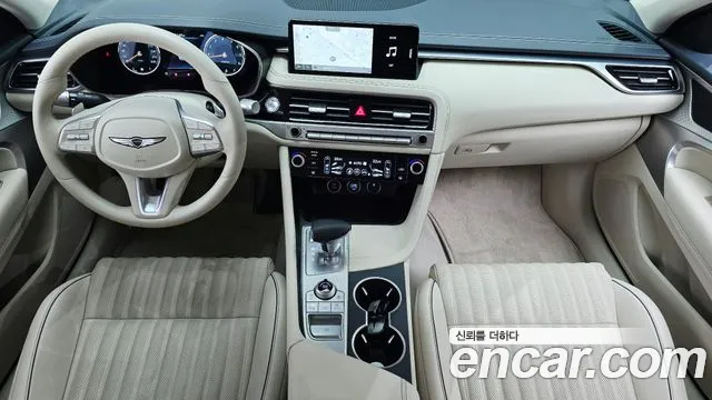 Genesis G70 New — Фото автомобиля 10