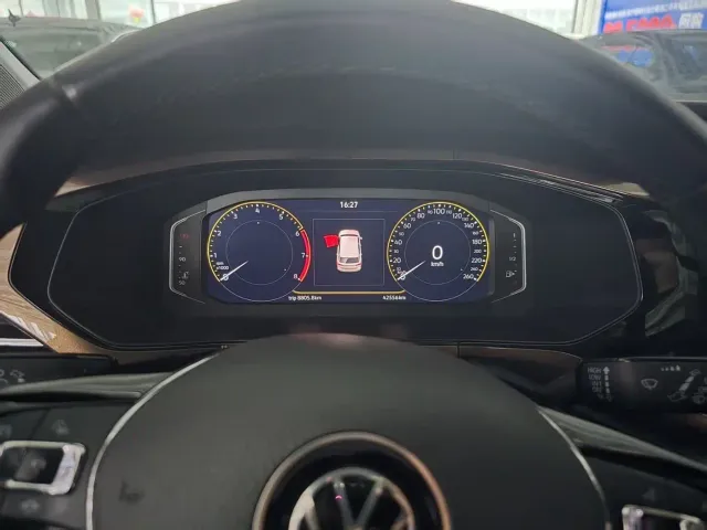 Volkswagen Tharu — Фото автомобиля 3