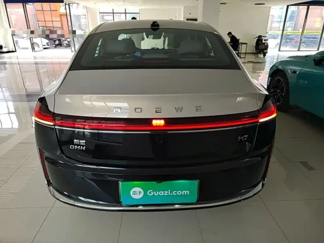 Roewe M7 DMH — Фото автомобиля 5