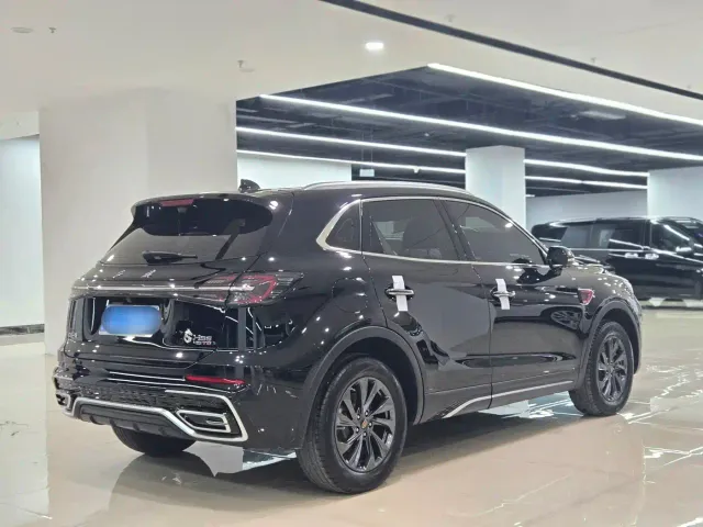 Hongqi HS5 — Фото автомобиля 4