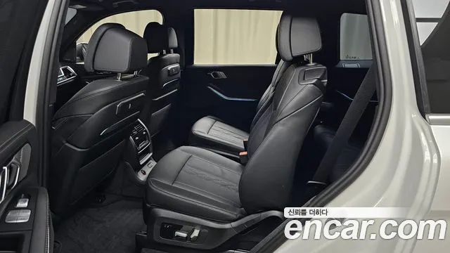 BMW X7 — Фото автомобиля 5