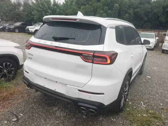 Chery Tiggo 8 — Фото автомобиля 6