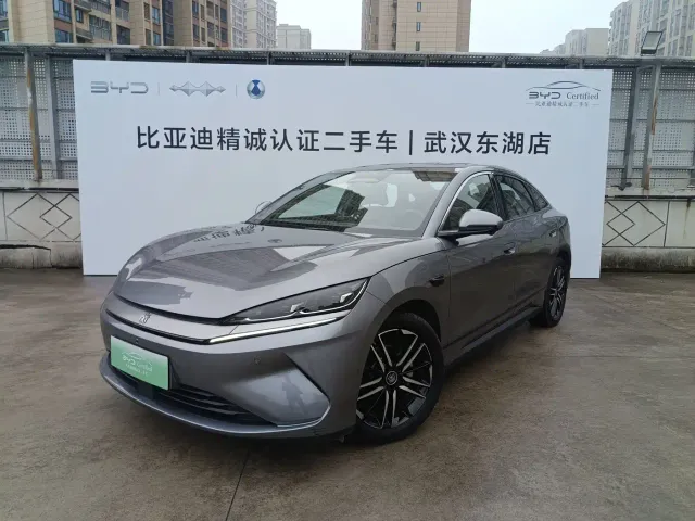 Фотография автомобиля — BYD Qin L
