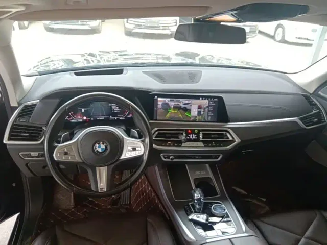 BMW X5 — Фото автомобиля 9