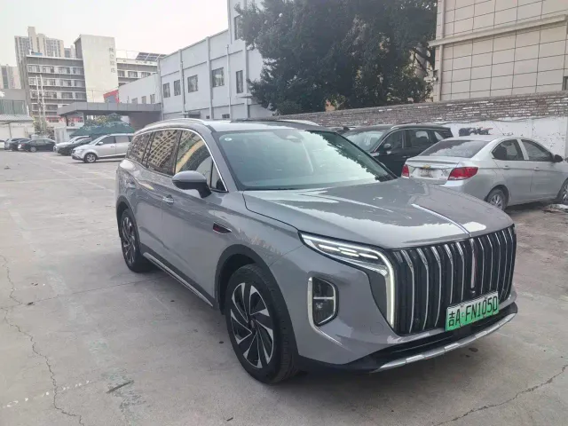 Hongqi HS7 PHEV — Фото автомобиля 2