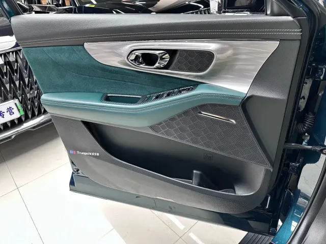 GAC Trumpchi GS8 — Фото автомобиля 12