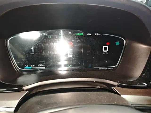 BYD Song PLUS PHEV 2021 EV Premium Model — Фото автомобиля 11