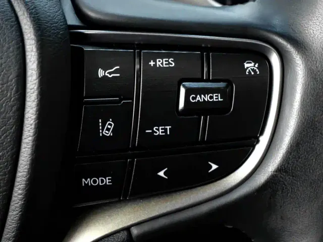 Lexus ES — Фото автомобиля 18