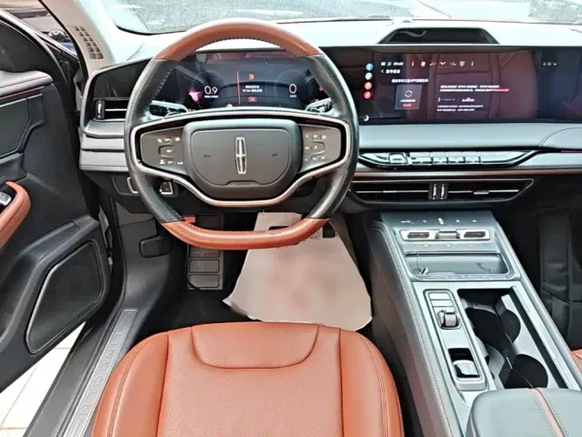 Lincoln Z — Фото автомобиля 10