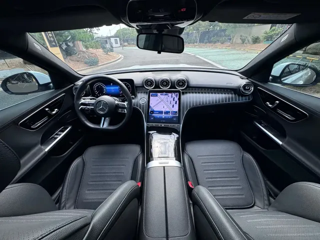 Mercedes-Benz C-Class — Фото автомобиля 9