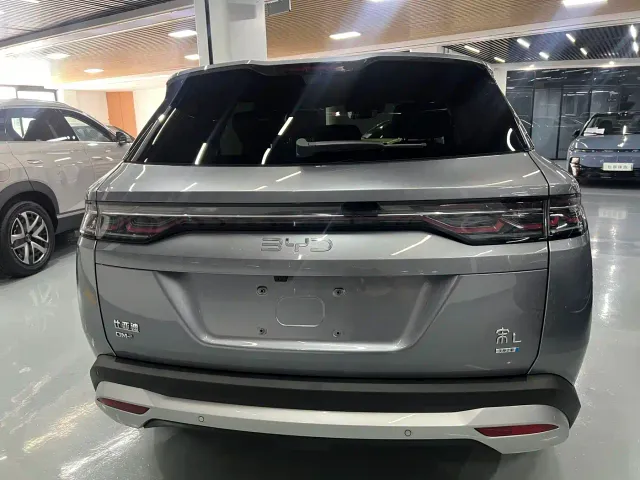 BYD Song L DM-i — Фото автомобиля 6