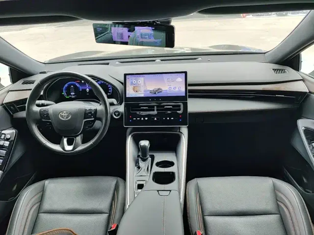 Toyota Avalon 2024 Model Hybrid 2.0L Prestige Edition — Фото автомобиля 9