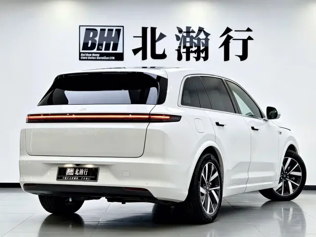 Li Auto L7 — Фото автомобиля 4