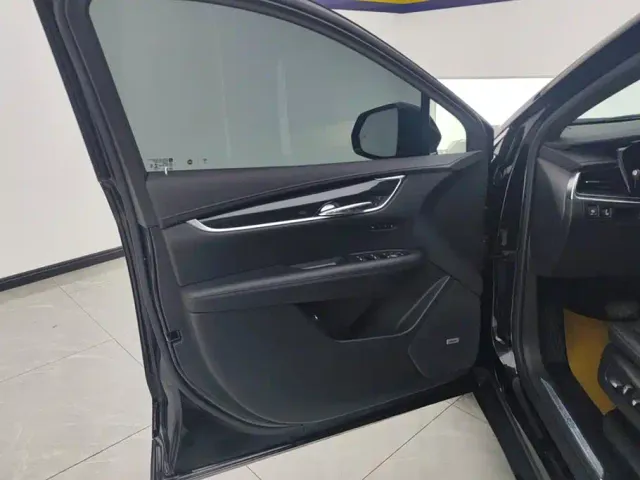 Cadillac XT5 — Фото автомобиля 7