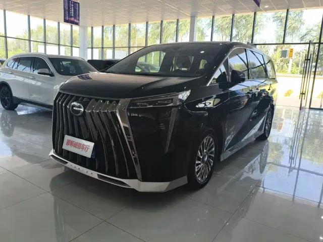 Фотография автомобиля — GAC Trumpchi M8