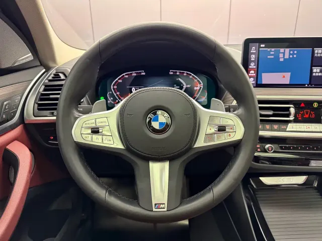 BMW X3 — Фото автомобиля 6
