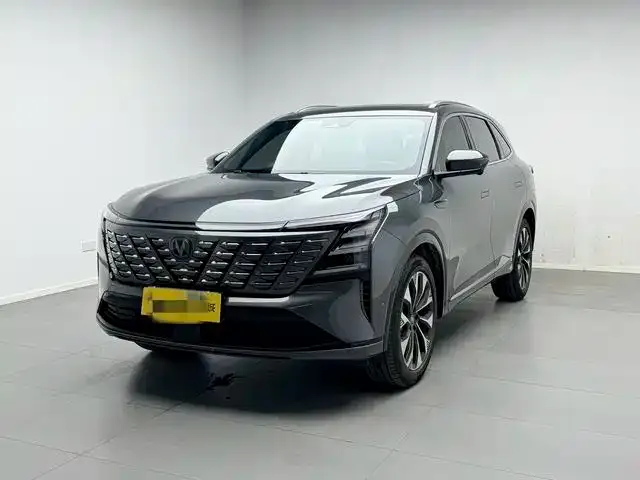 Фотография автомобиля — Changan CS75 Plus