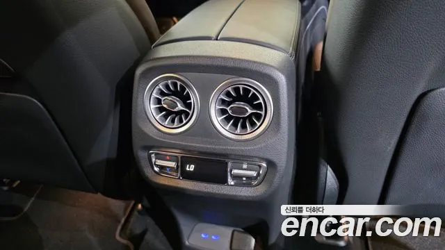 Mercedes-Benz G-Class — Фото автомобиля 28