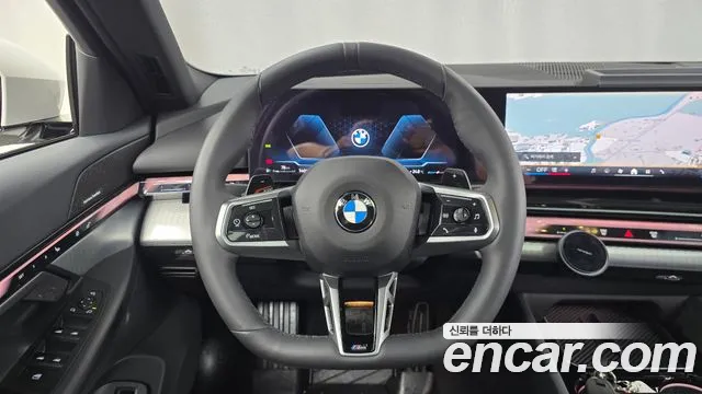 BMW 5-Series — Фото автомобиля 12